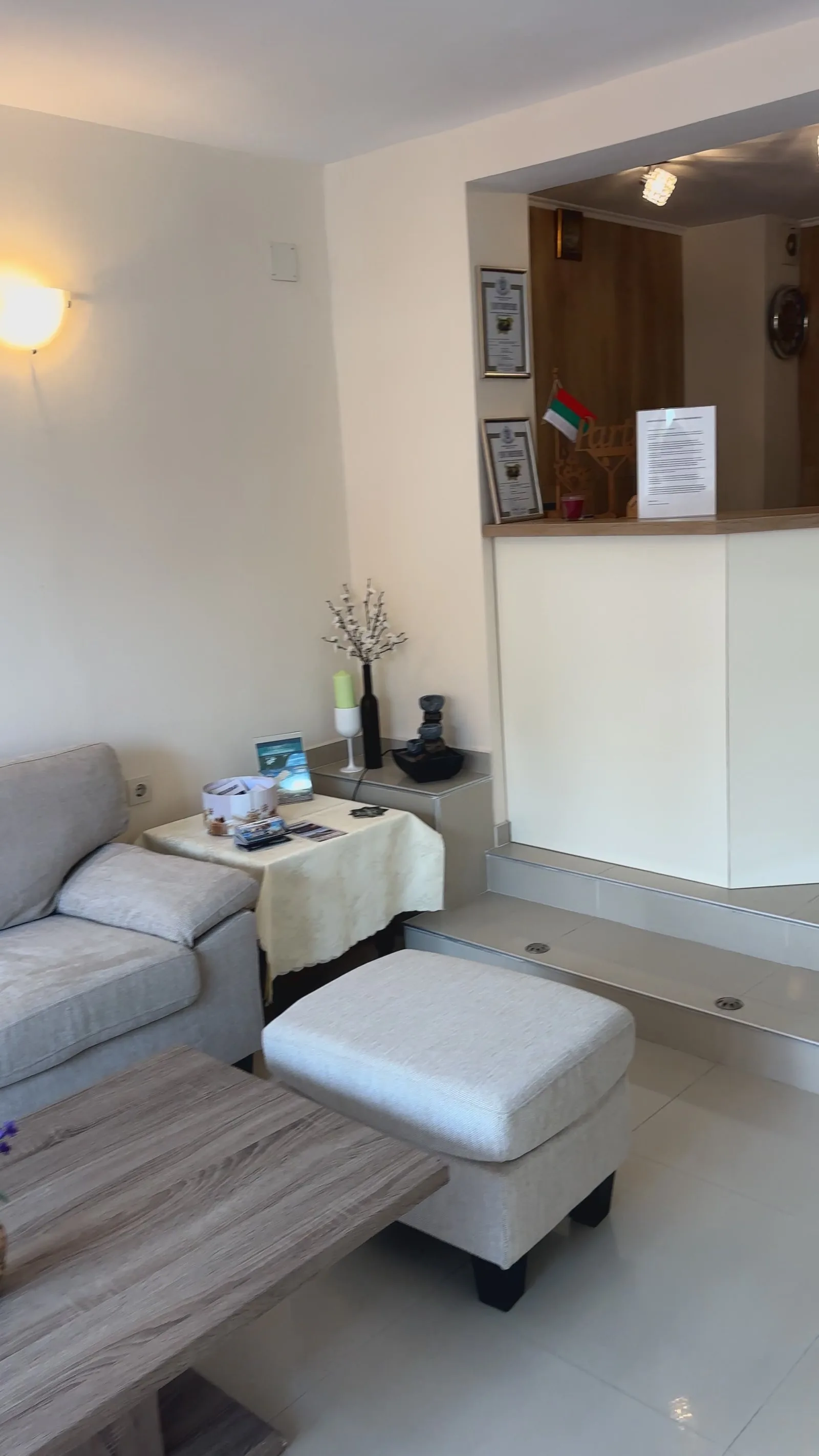 Рецепцията на Ren House Несебър
